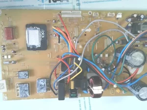 PLACA ELECTRONICA PARA UNIDAD EXTERIOR PANASONIC A745659 1A9427CC)  CU-RE12HKE). sin-caja