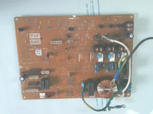 PLACA ELECTRONICA   MITSUBISHI HEAVY INDUSTRIES  RCT505A006  RCT505A006B sin-caja