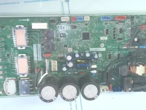 PLACA ELECTRONICA  FUJITSU MXZ2D42VA2E3 SM00A039B   E5-2416MK  C046H11  sin-caja