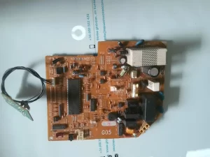 PLACA ELECTRONICA PARA UNIDAD INTERIOR MITSUBISHI ELECTRIC H2DC026G03MB  SE76A728G05 sin-caja