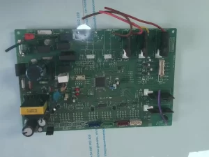 PLACA ELECTRONICA PARA UNIDAD INTERIOR FUJITSU K06AX-1100HUE-C1   ZFT29A01 24232TT4 sin-caja