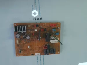 PLACA ELECTRONICA PARA UNIDAD INTERIOR FUJITSU    EZ-0028HUE-C   6871A10240B  sin-caja