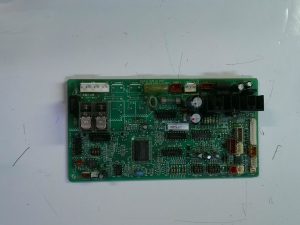 Placa electronica 13m80714b17 / bb76n244g03 e61