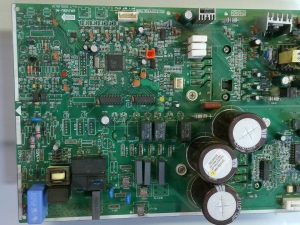 Placa electronica 30039200 / wb9v23bj /tp1003bj /m8102cv2 e53