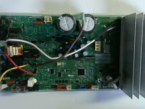 Placa electronica y3-28x5mr / DM00Y966  / h08 e45