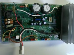 Placa electronica DM00Y966 H7-0235MR / 965HN5 e39