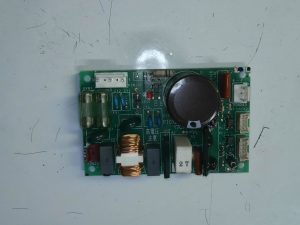 Placa electronica pcn203 / r7 cn02 / pi012-3 / 17c77728a e37