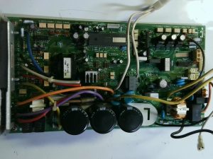 Placa electronica mcc-808-01 / toshiba / gcmk.c1x / 0087345 e25