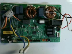 Placa electronica EZ002LHUE-C / SDO-40205 / 9705091016 E18