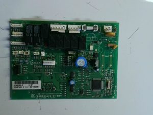 Placa electronica 452402000-R 14/07 / CO24374H01-R / S.N.12007 / 12622961 / CEDB430624-01-RB E17