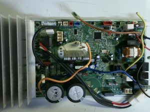 Placa electronica M61210 / H44-MR / DM00Y687 E15