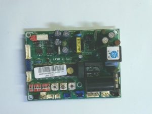 Placa electronica 06db9302335db1uslcq0140 e82
