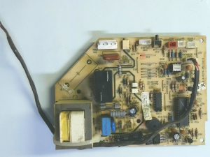 Placa electronica rza-0-5171-054-xx-0 / zl7300257017326k101 / hac12410inv7(d9305b) / 070326011 e82