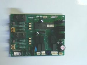 Placa electronica mcc-738-03 / toshiba / 170598 e75