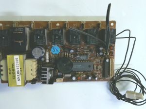 Placa electronica dmc-03s1 / 100492 / s/n lo3:372366 G 4