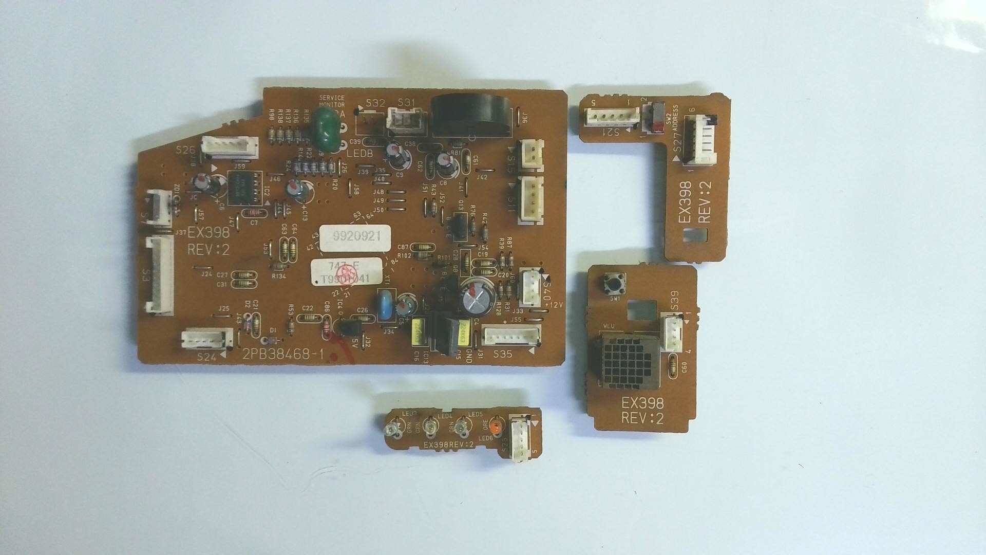 Placas electronicas DAIKIN / 9920921 / 747E / T9901041 / 2PB38468-1 C 05