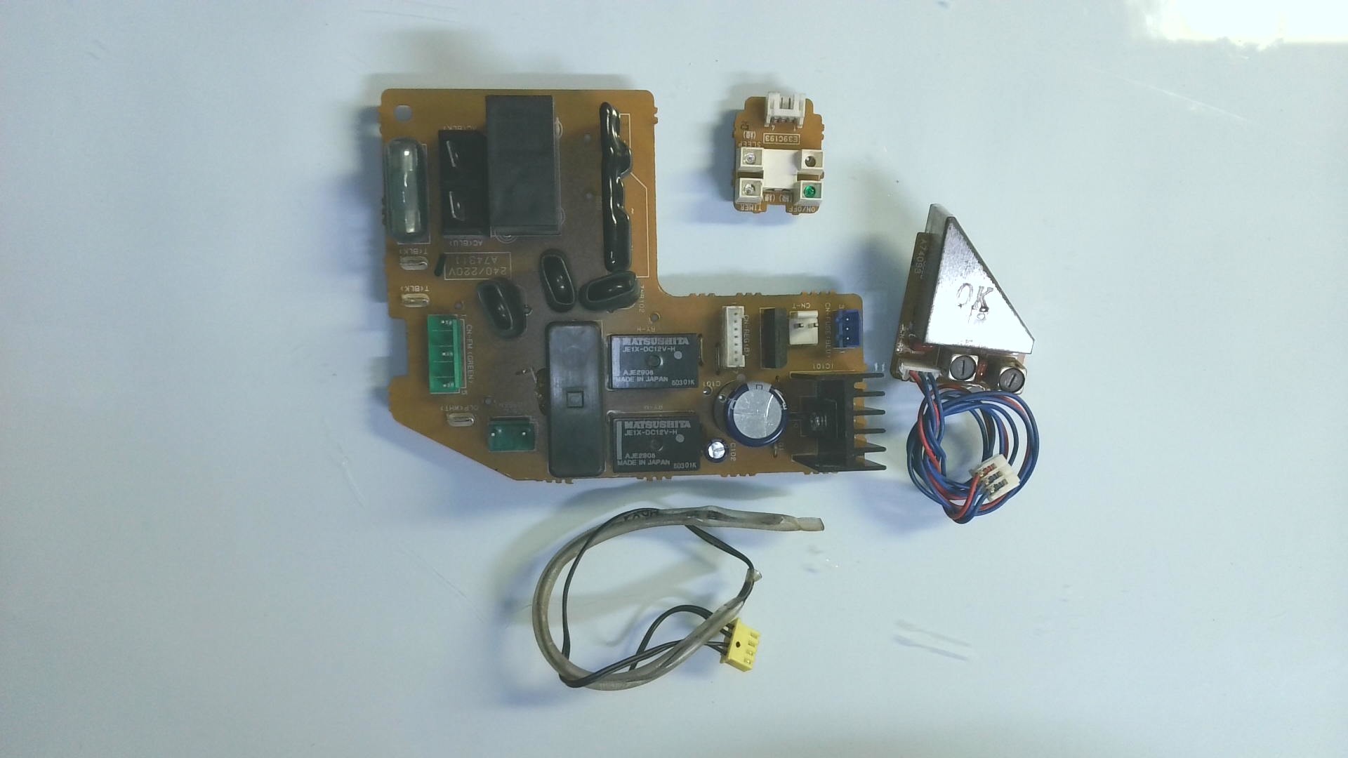 Placas electronicas PANASONIC / CS-903KE / CU-903KE / A74311 / E39C193 F 02