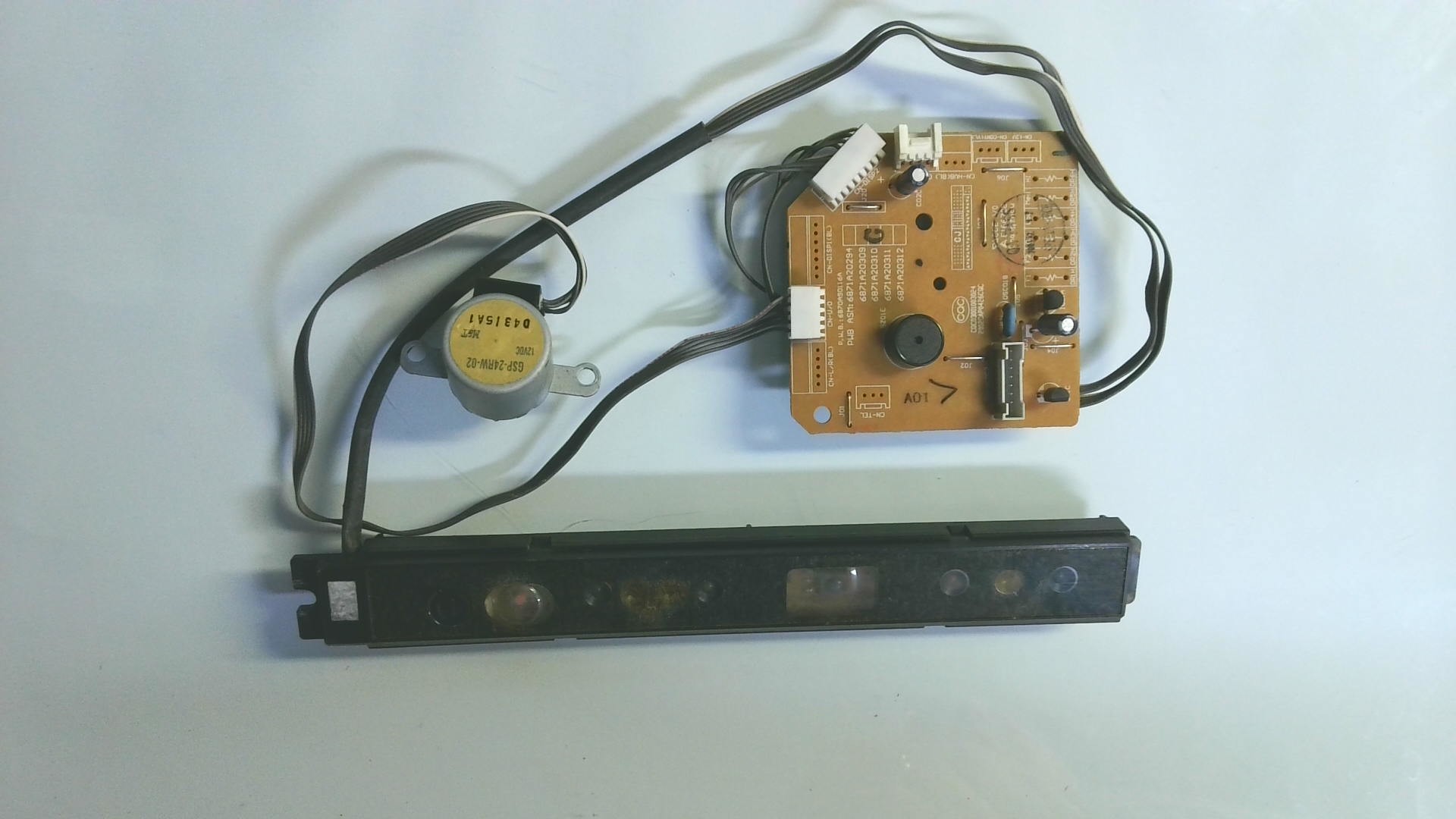 Placas electronicas GSP-24RW-02 / 12VDC / D43/5A1 / PWB:6870A90116A / E166702 F 03