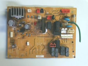 Placas electronicas HISENSE / ATE-12VW45DJ10 / EZ-0028HUE-C / WC060213R / CMKM-P3X M 10