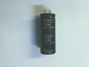 Condensadores NICHICON / CE 85 C  IN(M) / 1000UF 450WV CON 01