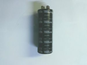 Condensadores NIPPON / 400V 1600uf(m) / 85c / 91a508 CON 01