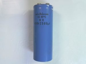Condensadores NICHICON / CE 85 C  NR / 400V2500UF CON 02