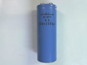 Condensadores NICHICON / CE 85 C  NR / 400V2500UF CON 02