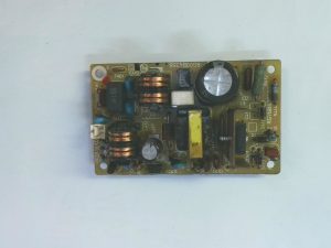 PLACAS ELECTRONICAS MITSUBISHI / PEAD-RP71GA / 7C01884 / RG00B435B G17