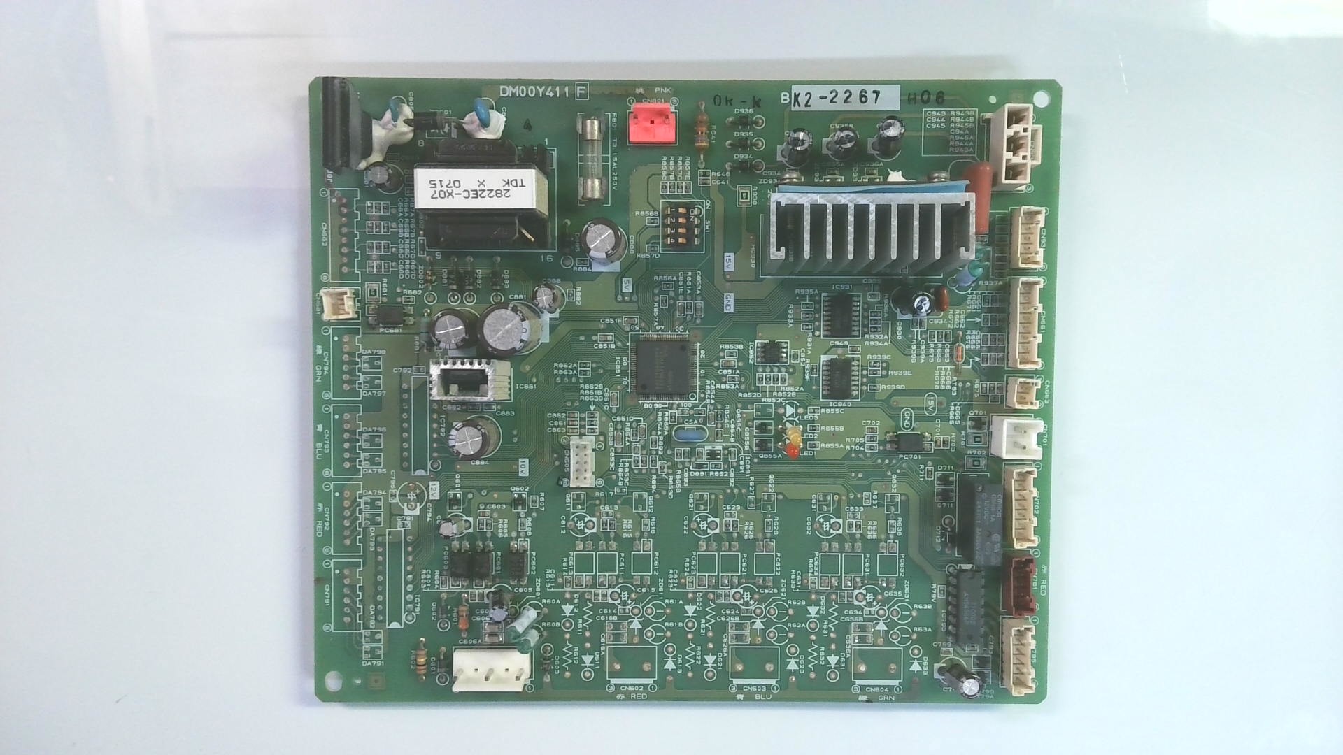 PLACAS ELECTRONICAS DM00Y411 F / B K2-2267 H06 G33
