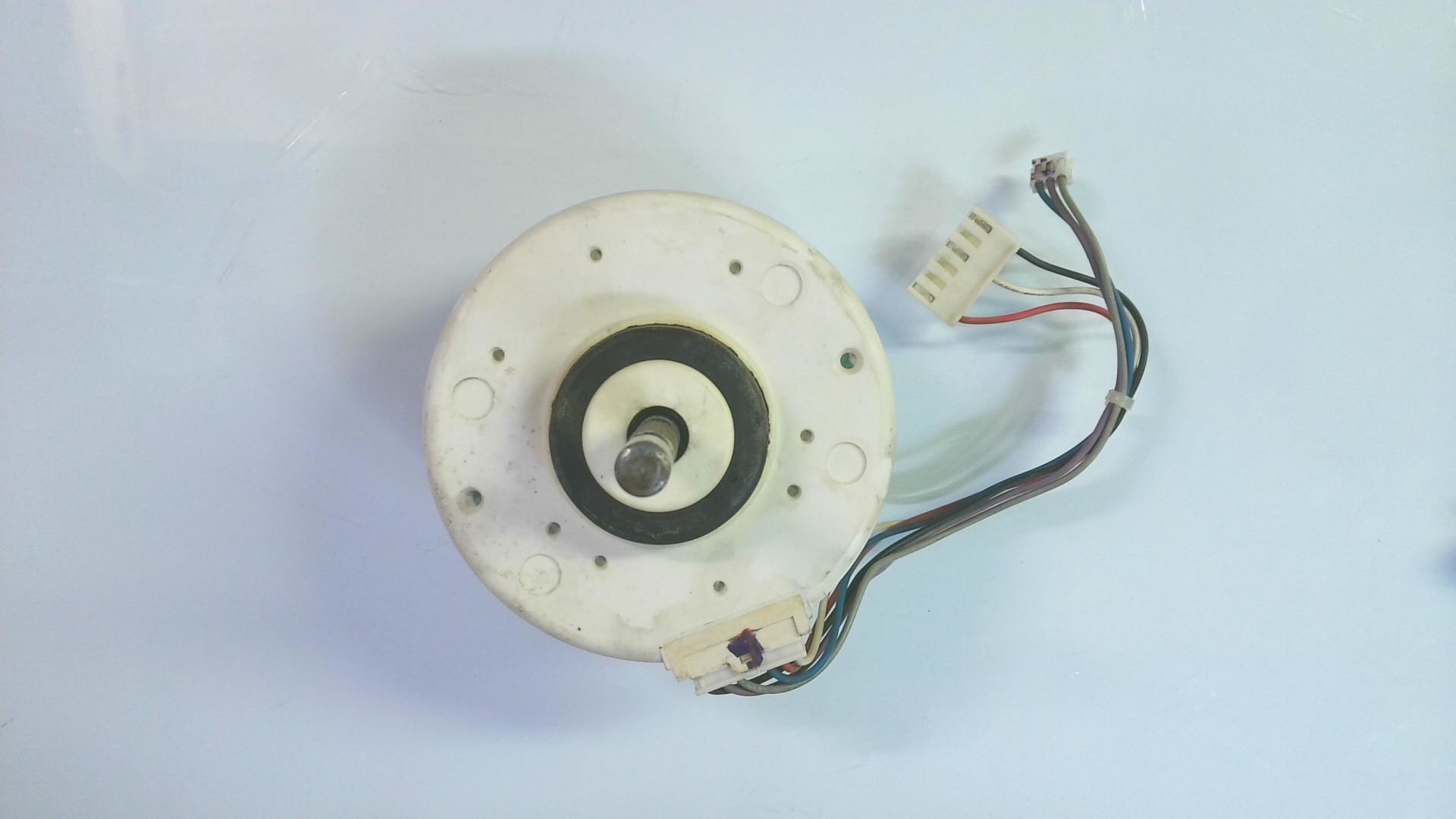 MOTORES KFP-220-19-4A M22