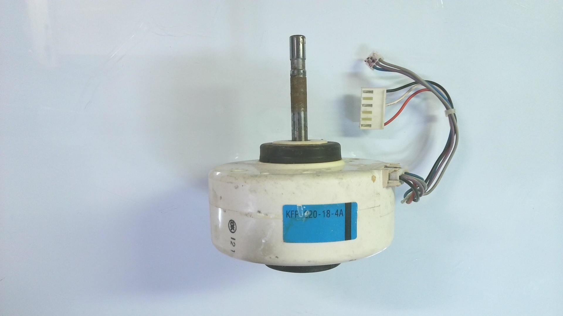 MOTORES KFP-220-19-4A M22 - Imagen 2