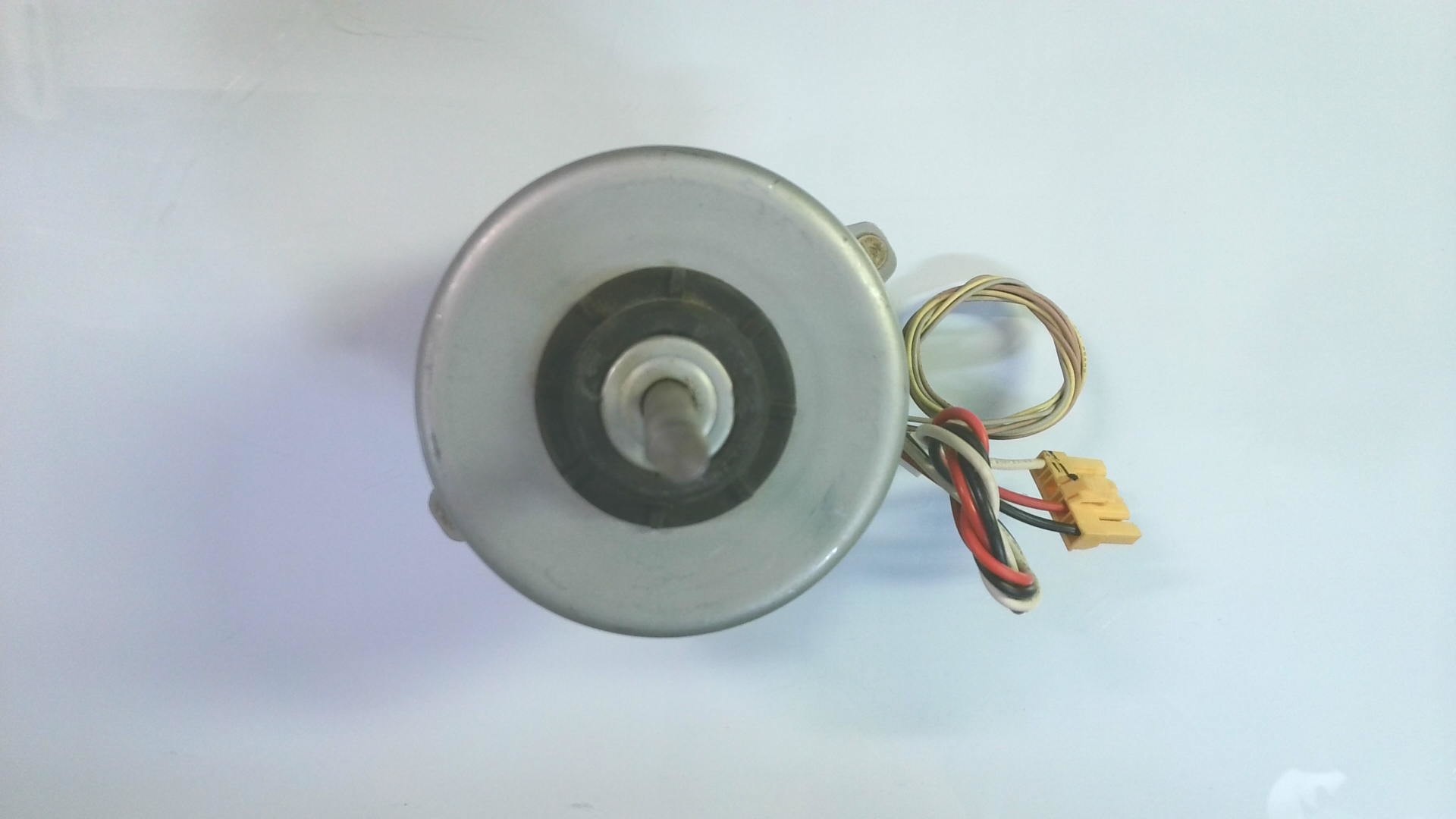 MOTORES DM61J245H01 M28