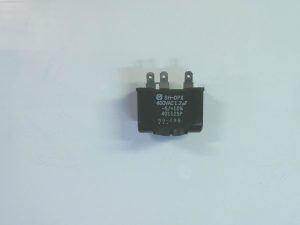 CONDESADORES  400VAC 1.2UF / 401125P / 99-49B g53