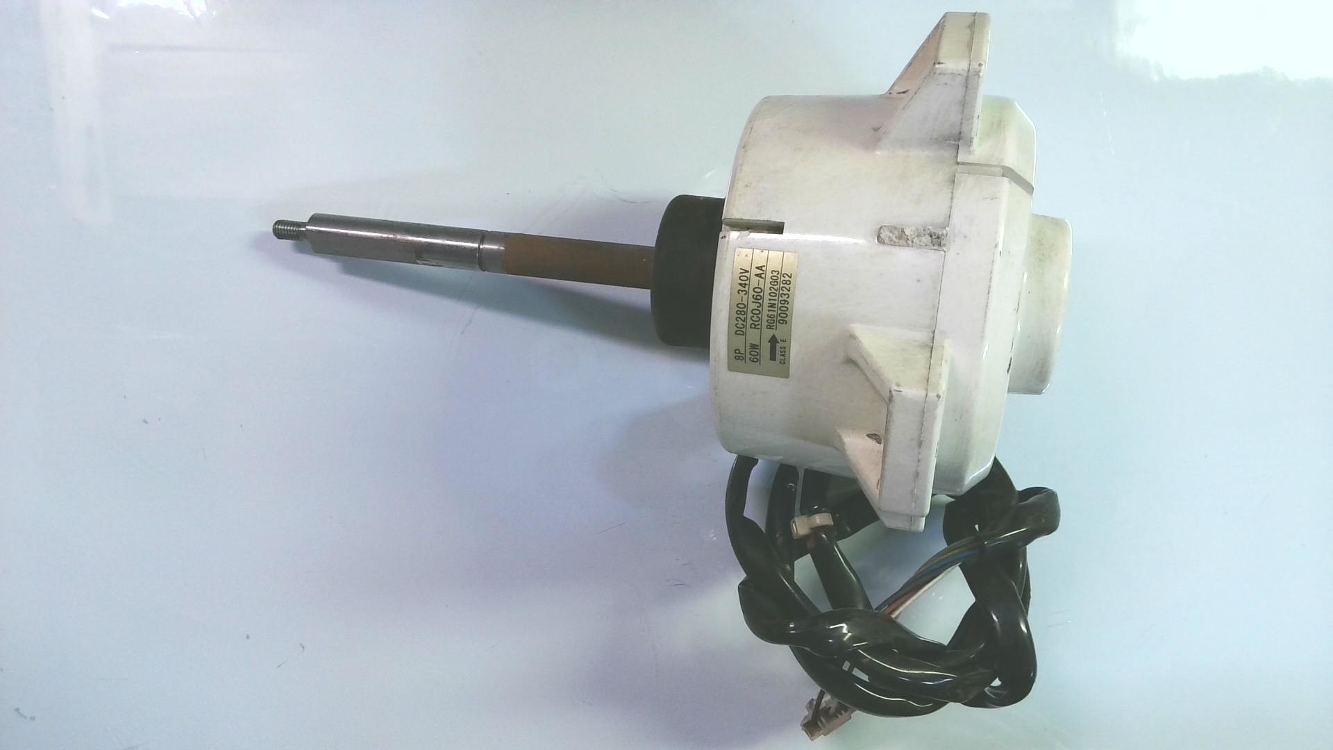 MOTORES 8P DC280-340V / 60W RC0J60-AA / RG61N102G03 / 90093282 MV04 - Imagen 2