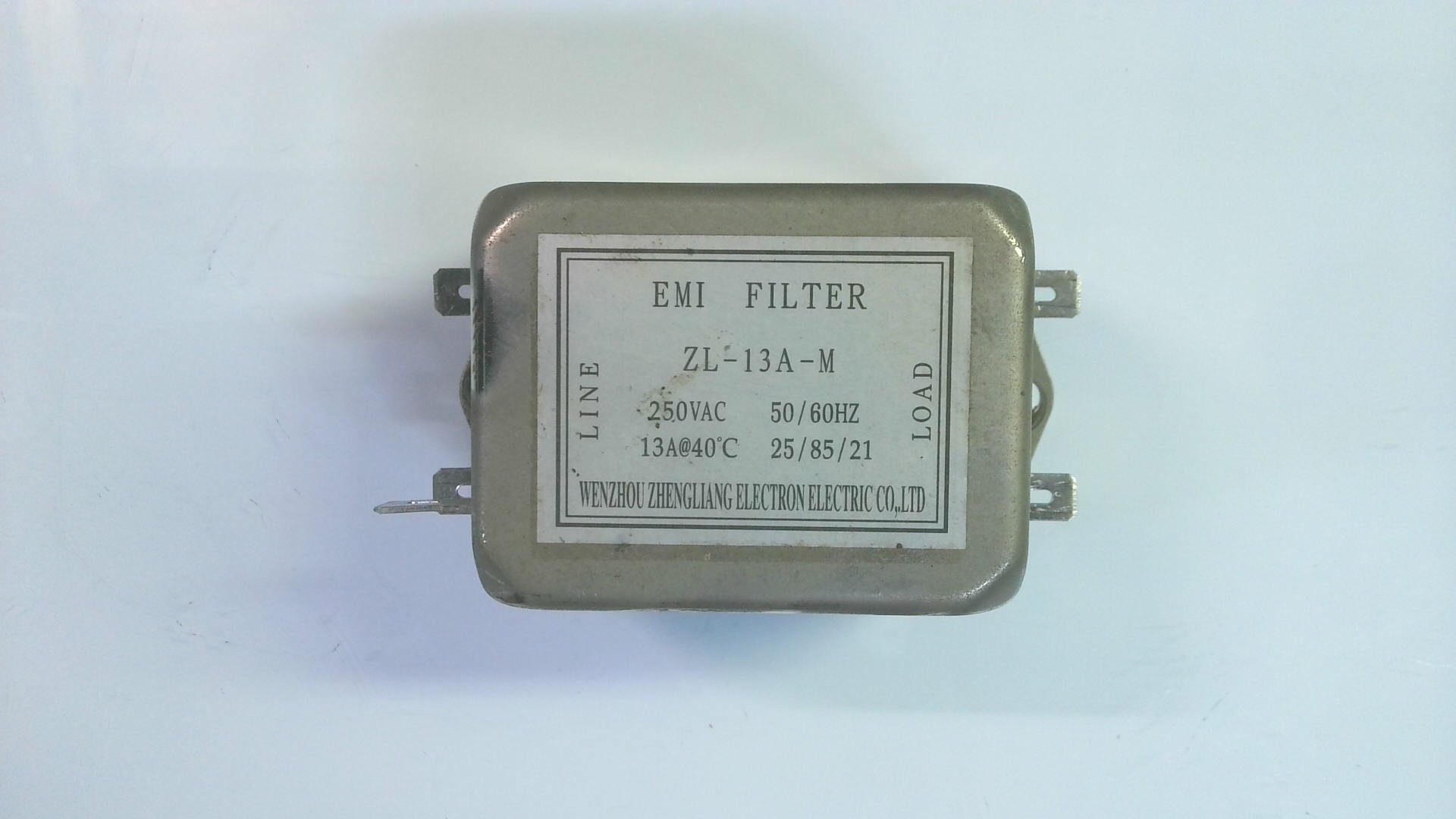 FILTROS ZL-113A-M / 250VAC 50-60HZ G79