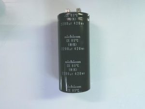 CONDESADORES CE85ºC IN(K) /  2200UF 420WV G80