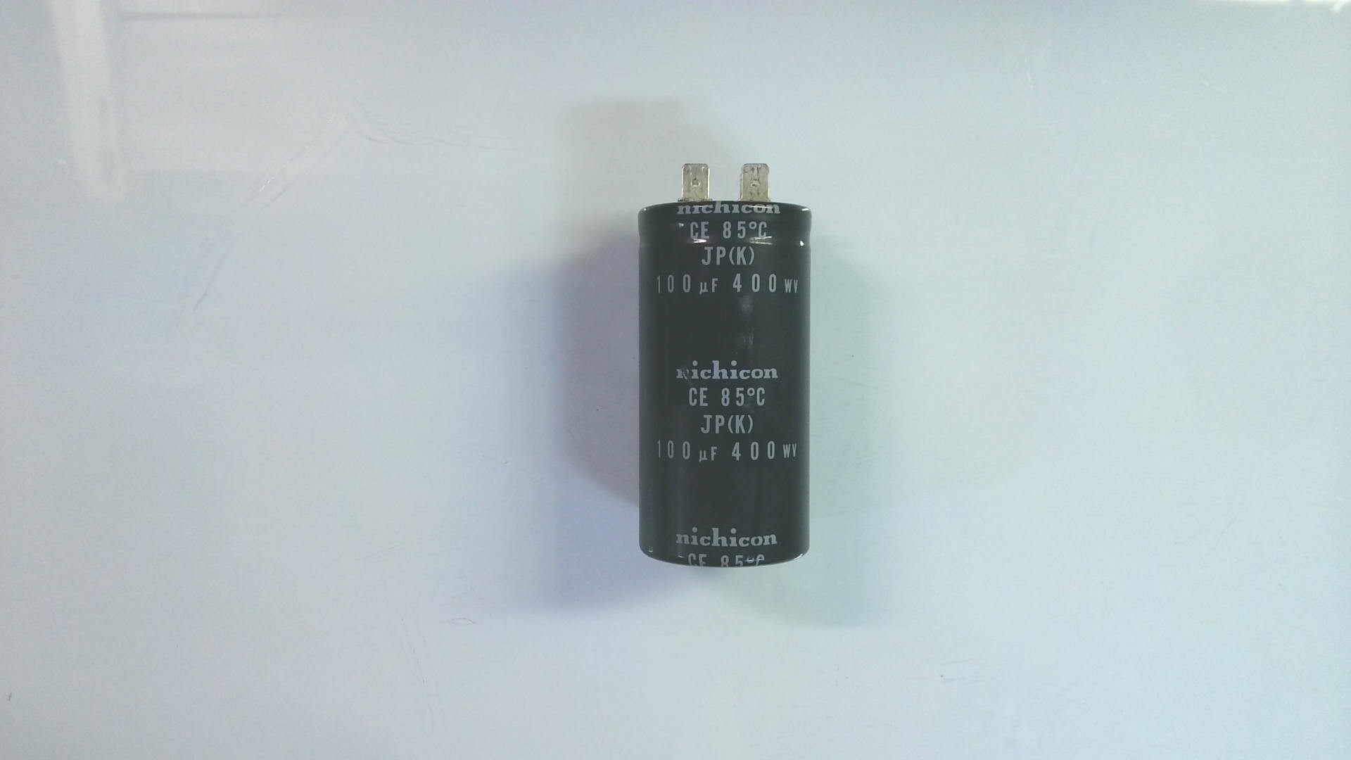 CONDESADORES CE85ºC JP(K) / 100UF 400WV G80