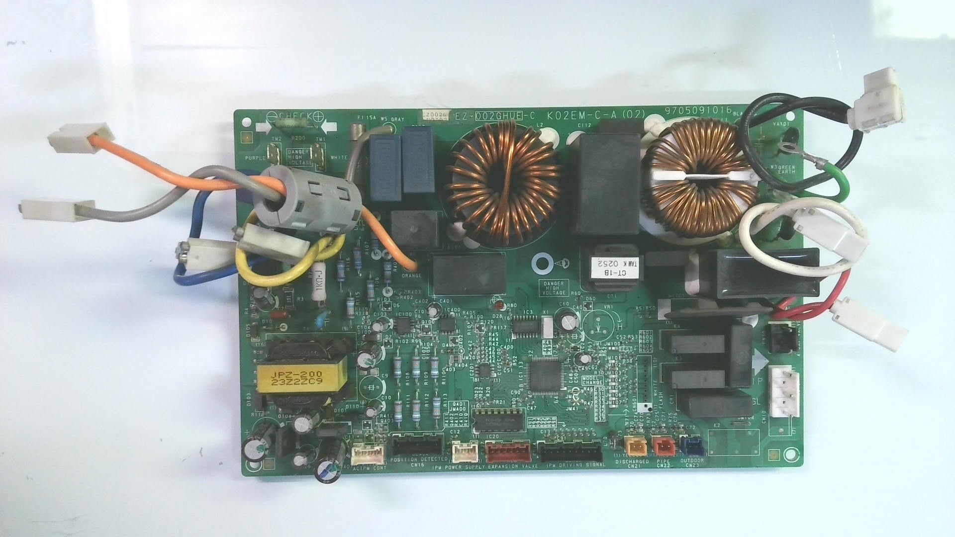PLACAS ELECTRONICAS EZ-002GHUE-C / K02EM-C-A (2) / 9705091016 H33