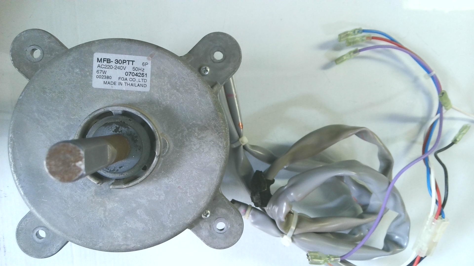 MOTORES MFB-30PTT AC220-240V 50HZ 67W 0704251 002380 MOT05