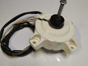 MOTOR VENTILADOR UNIDAD MFE-S60VD2F FUJITSU 9603601003 MOT30
