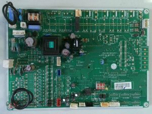 PLACA ELECTRONICA   PCB:EAX32402001 / 2010.05.03 PLE98
