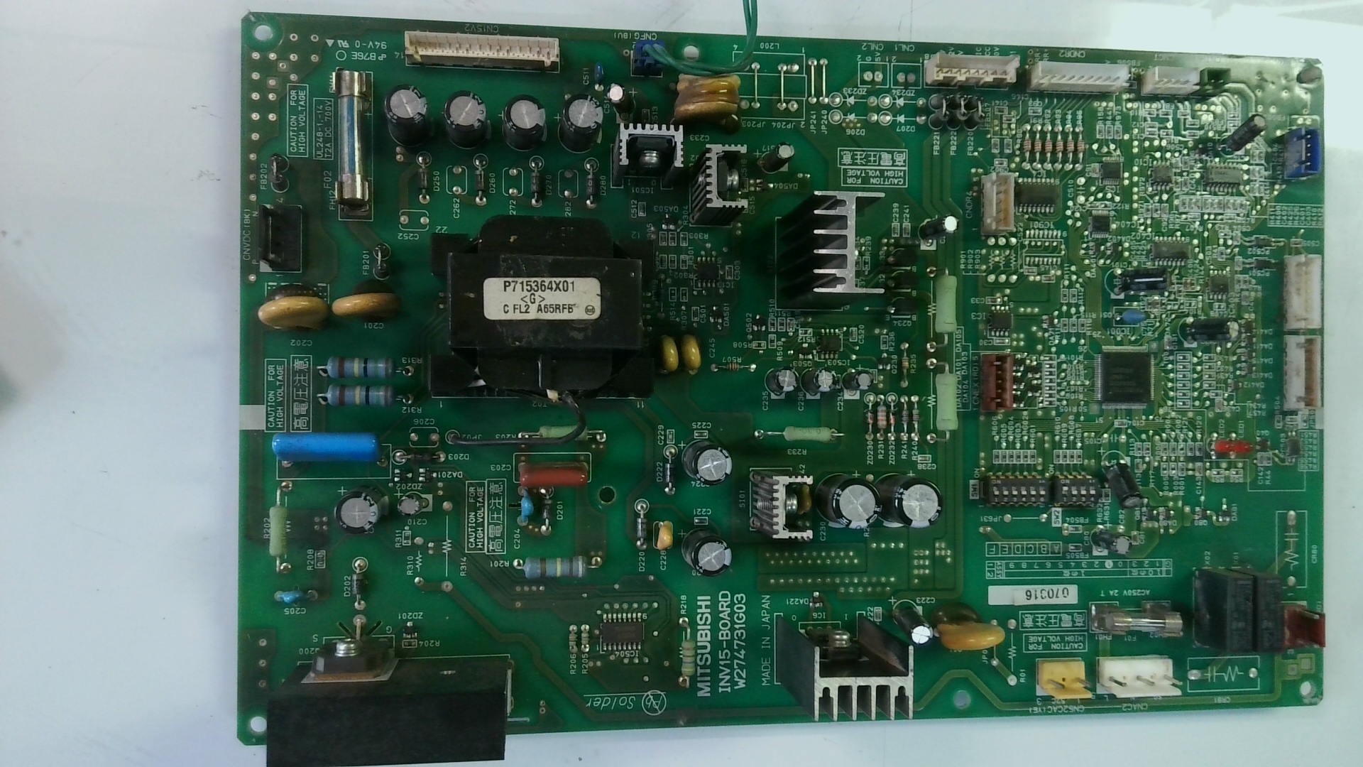PLACA ELECTRONICA MITSUBISHI ELECTRIC EZ002GHUE-C M030130-00 9705091016 PLE14