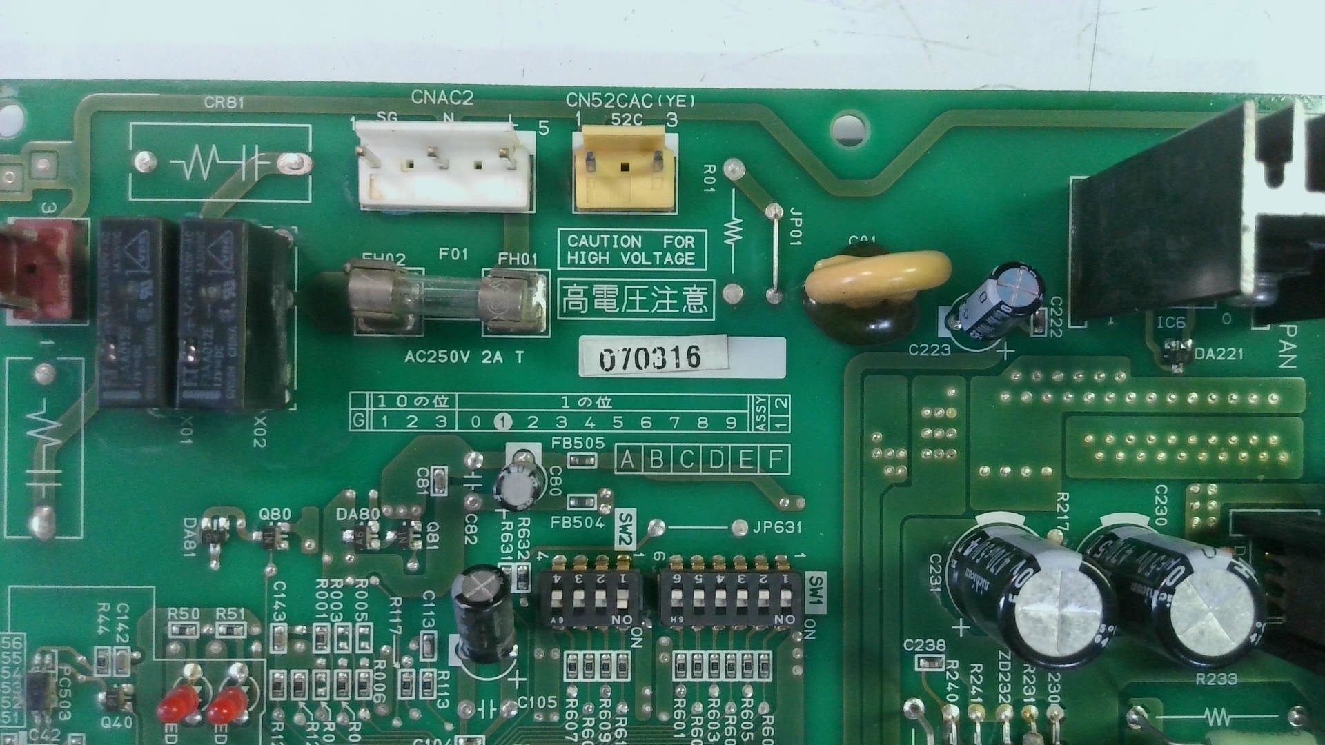 PLACA ELECTRONICA MITSUBISHI ELECTRIC EZ002GHUE-C M030130-00 9705091016 PLE14 - Imagen 3