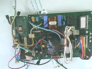 PLACA ELECTRONICA MITSUBISHI OB340 E318588 sin-caja