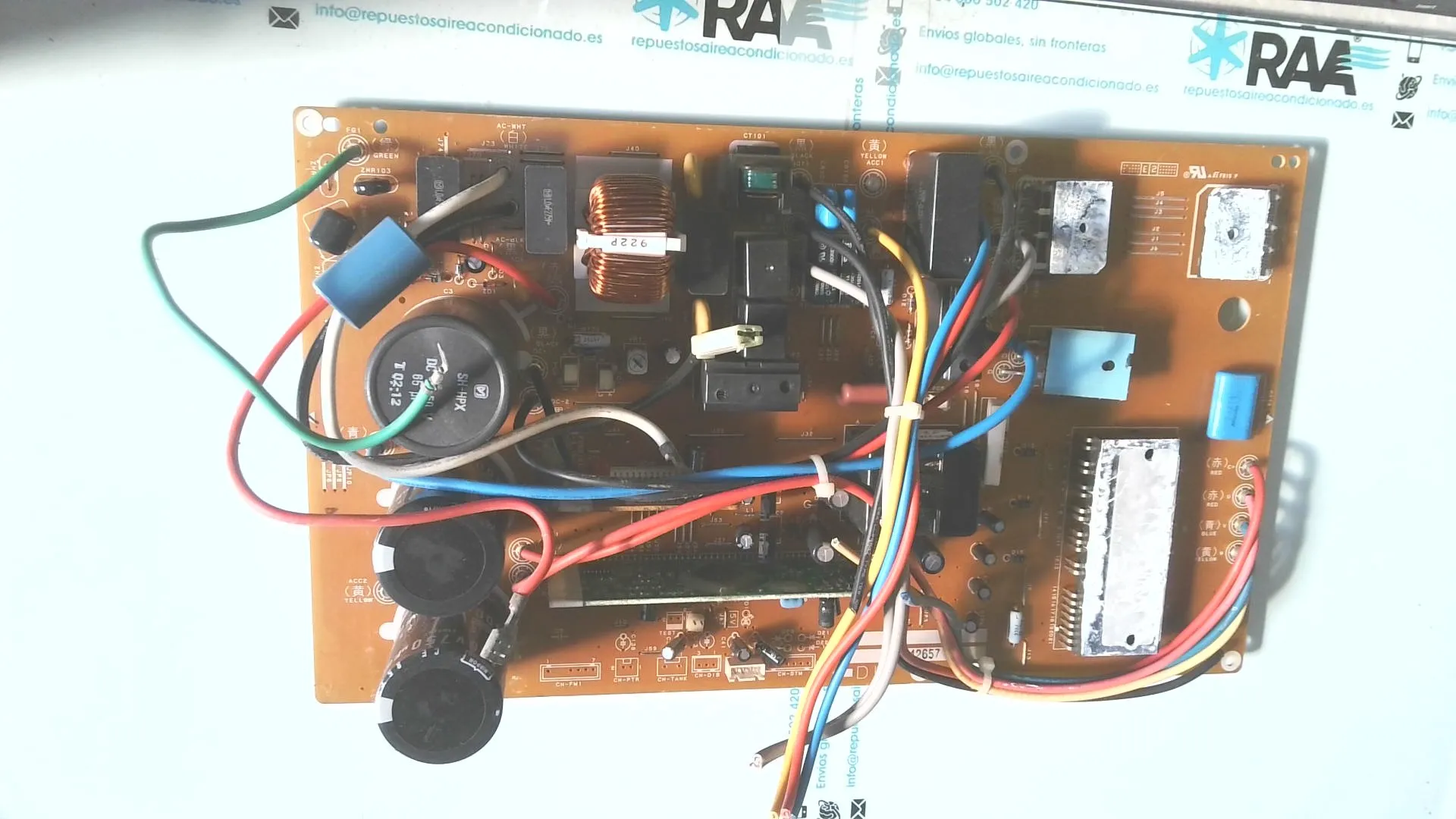 PLACA ELECTRONICA PARA UNIDAD EXTERIOR DAIKIN F222150 3PCB1095-1 2P100238-1E O 3P100242-1B). sin-caja