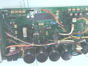 PLACA ELECTRONICA PARA UNIDAD EXTERIOR TOSHIBA P.C.BOARD  MCC-758  MCC-808-01 RAS-M14EAV-E Y RAS-M18YAV-E. sin-caja