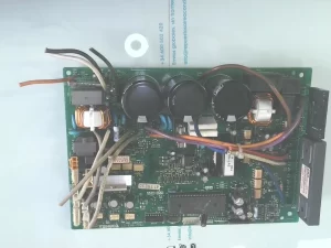 PLACA ELECTRONICA  TOSHIBA MCC-813-07  RAS-10JAVP-E sin-caja