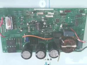 PLACA ELECTRONICA PARA UNIDAD EXTERIOR FUJITSU (PCB): K06AX-02-01 / K06AX-C-A(02-01) (OEM): 9707423020. AOYG24LALA  sin-caja