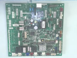 PLACA ELECTRONICA PARA UNIDAD EXTERIOR HITACHI/HISENSE MCC-1606-04). 318H1 sin-caja