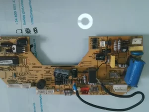 PLACA ELECTRONICA PARA UNIDAD INTERIOR TCL  DOLPHIN, HAIER, FANWORLD O THOMSON    AR05010027  AC02125.RGC.090525 sin-caja